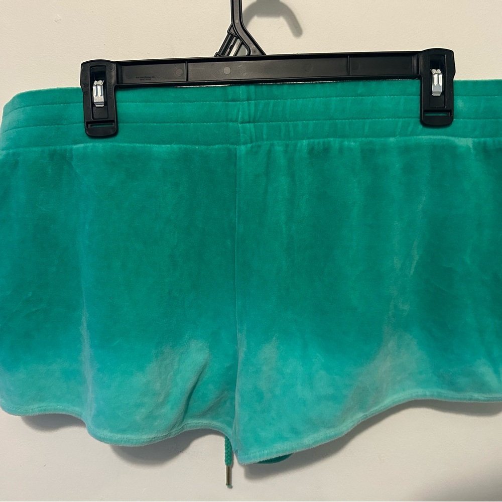 NEW - Juicy Couture - Green - Ombre Velour Shorts - Size: XL - Picture 6 of 9